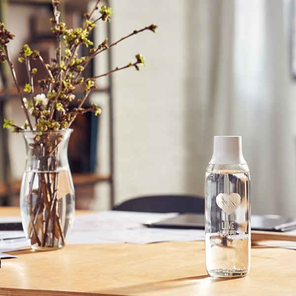 Personalverkauf - BRITA Design Flasche 0,75l "Love Water"